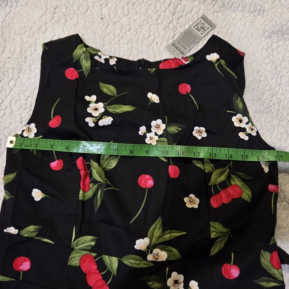 Retro Cherry Dress - Picture 4 of 8